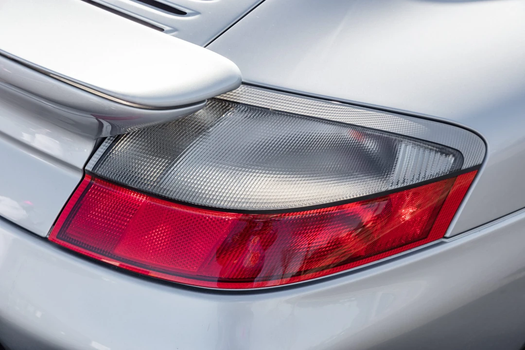 2002 Porsche 996 Turbo - Image 25 of 31