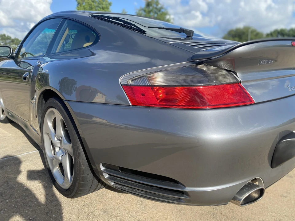 2002 Porsche 996 Turbo - Image 20 of 31