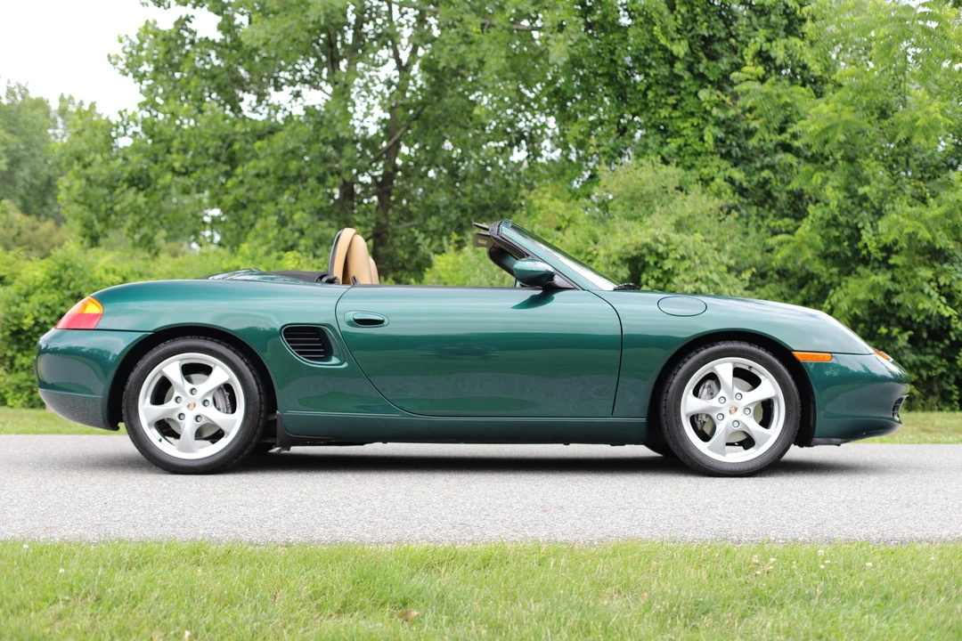 2002 Porsche 986 Boxster - Image 11 of 31