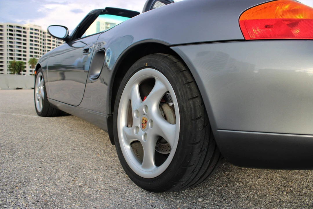 2002 Porsche 986 Boxster S - Image 26 of 31