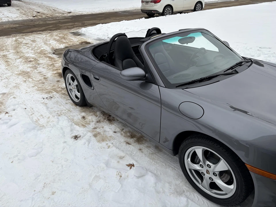 2002 Porsche 986 Boxster - Image 16 of 31