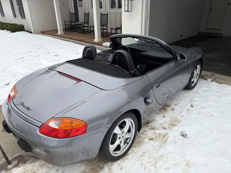 2002 Porsche 986 Boxster - Image 12 of 31