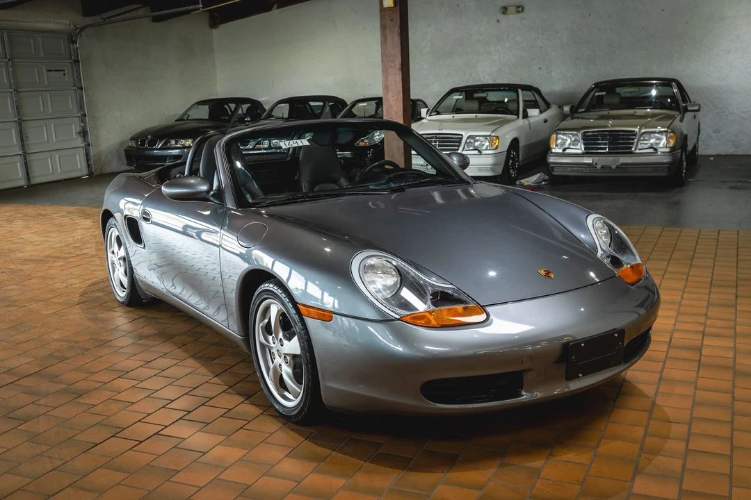 2002 Porsche 986 Boxster - Image 13 of 31