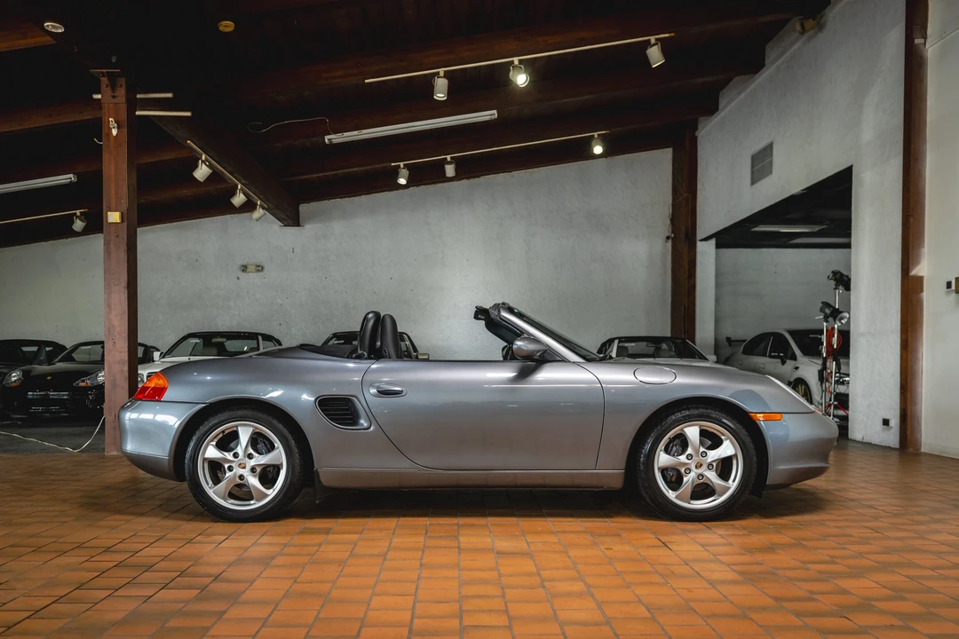 2002 Porsche 986 Boxster - Image 16 of 31