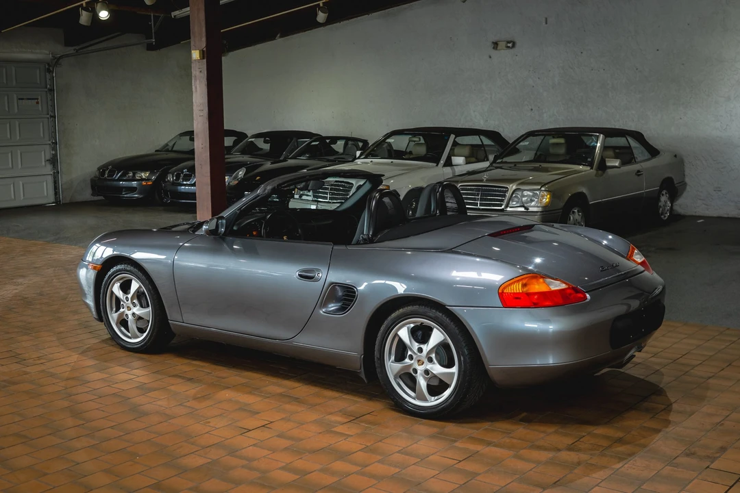 2002 Porsche 986 Boxster - Image 24 of 31