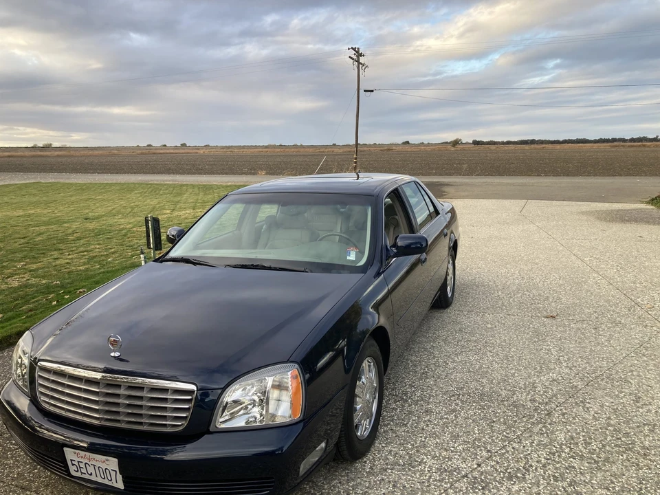 2003 Cadillac DeVille 8th Gen - Image 4 of 31