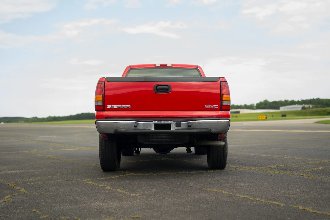 2003 GMC Sierra 2nd Gen - Image 11 of 31