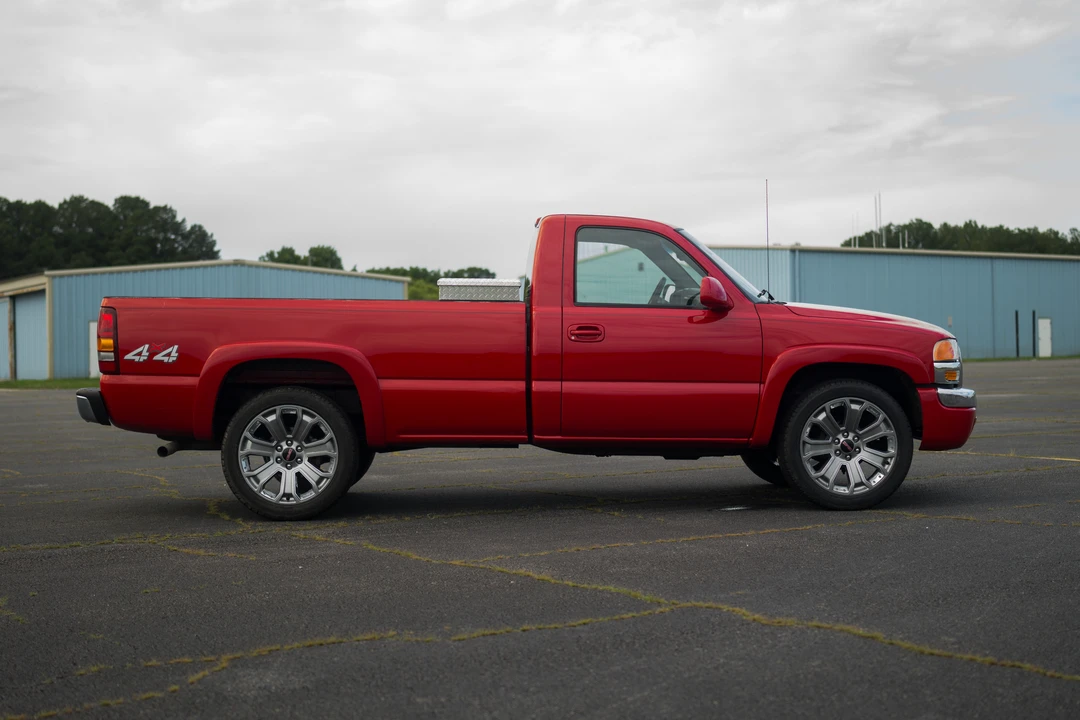 2003 GMC Sierra 2nd Gen - Image 14 of 31
