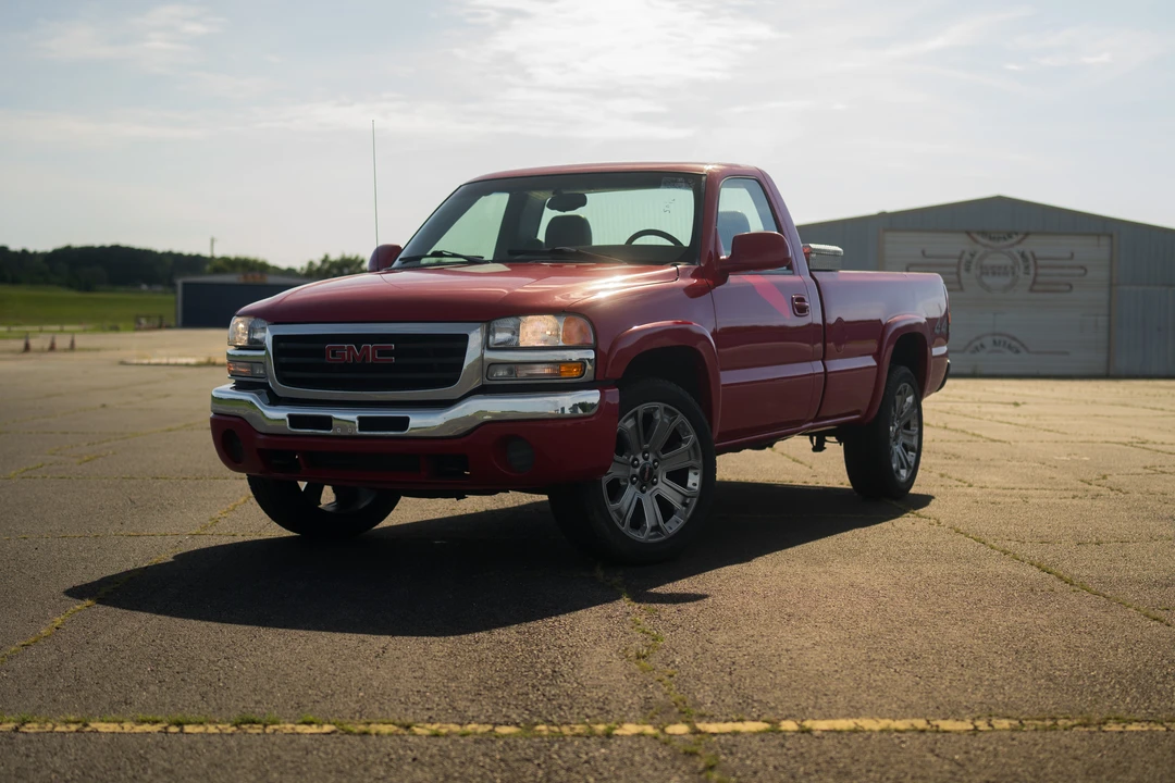 2003 GMC Sierra 2nd Gen - Image 4 of 31