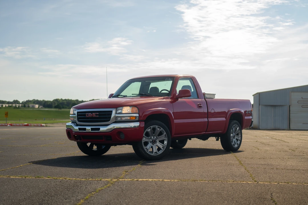 2003 GMC Sierra 2nd Gen - Image 5 of 31
