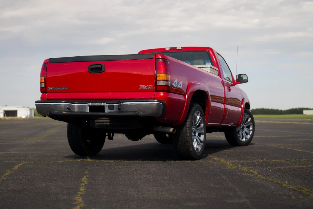 2003 GMC Sierra 2nd Gen - Image 12 of 31