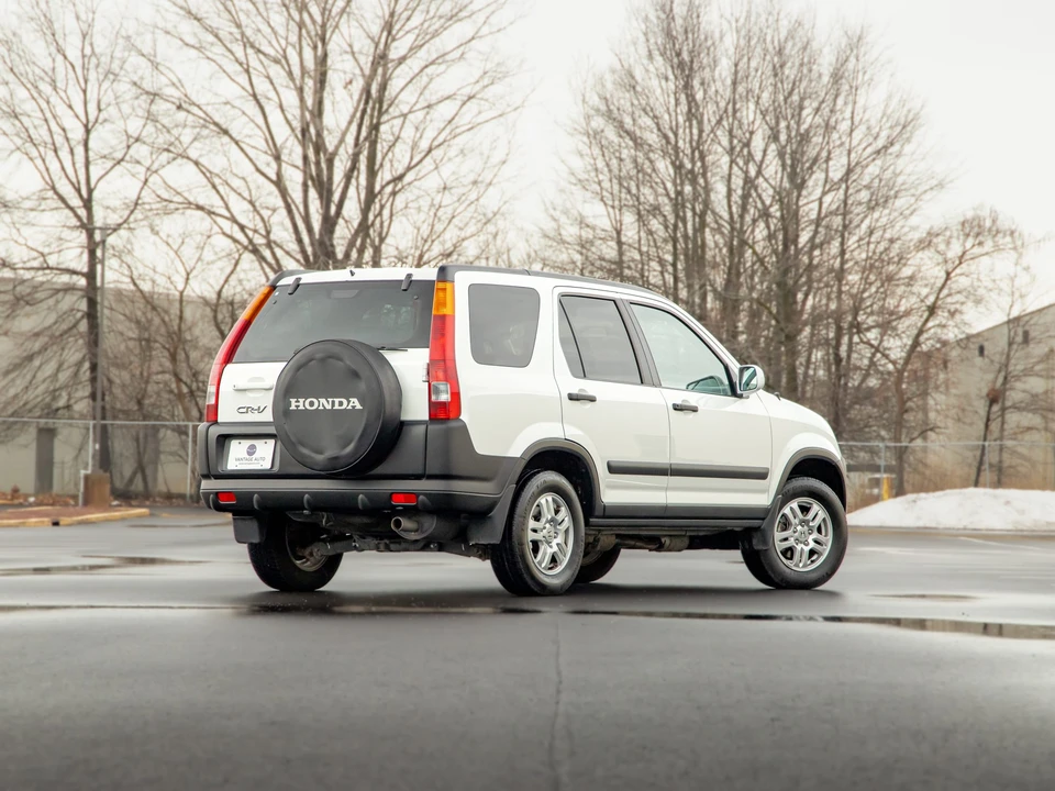 2003 Honda CR-V 2nd Gen - Image 8 of 31