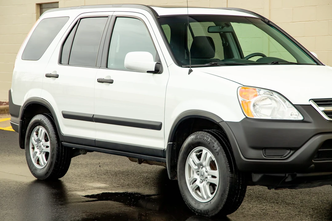 2003 Honda CR-V 2nd Gen - Image 19 of 31