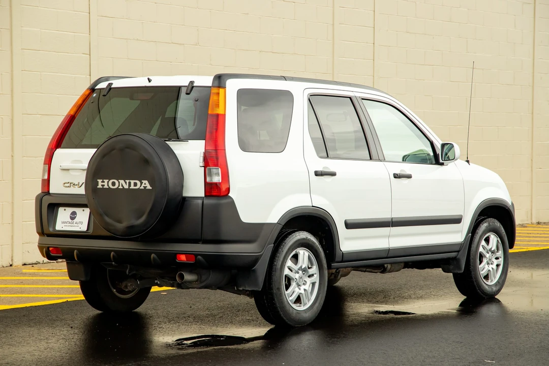 2003 Honda CR-V 2nd Gen - Image 9 of 31