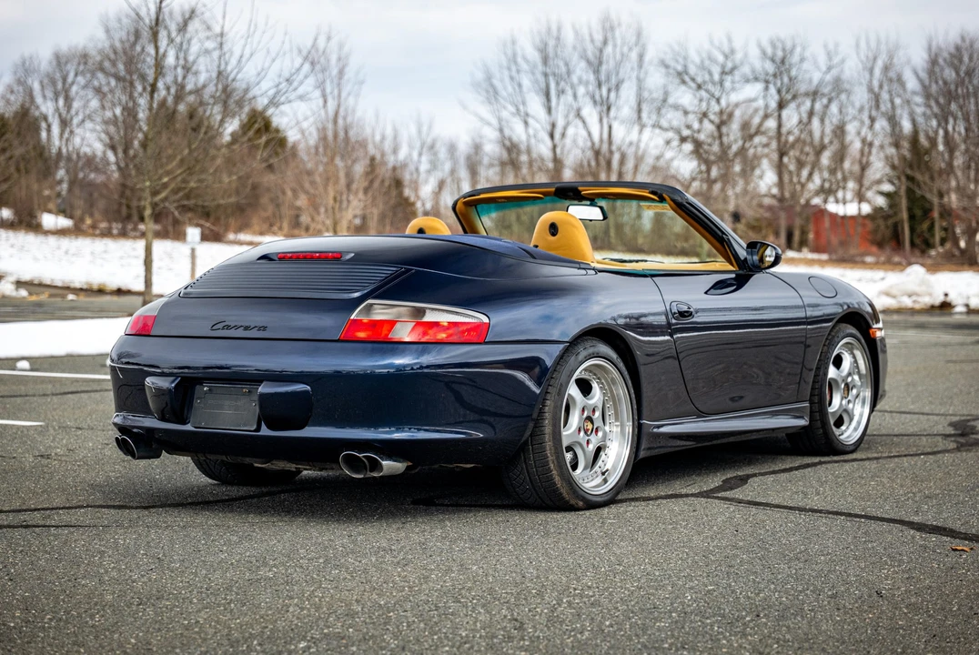 2003 Porsche 996 Carrera - Image 17 of 31
