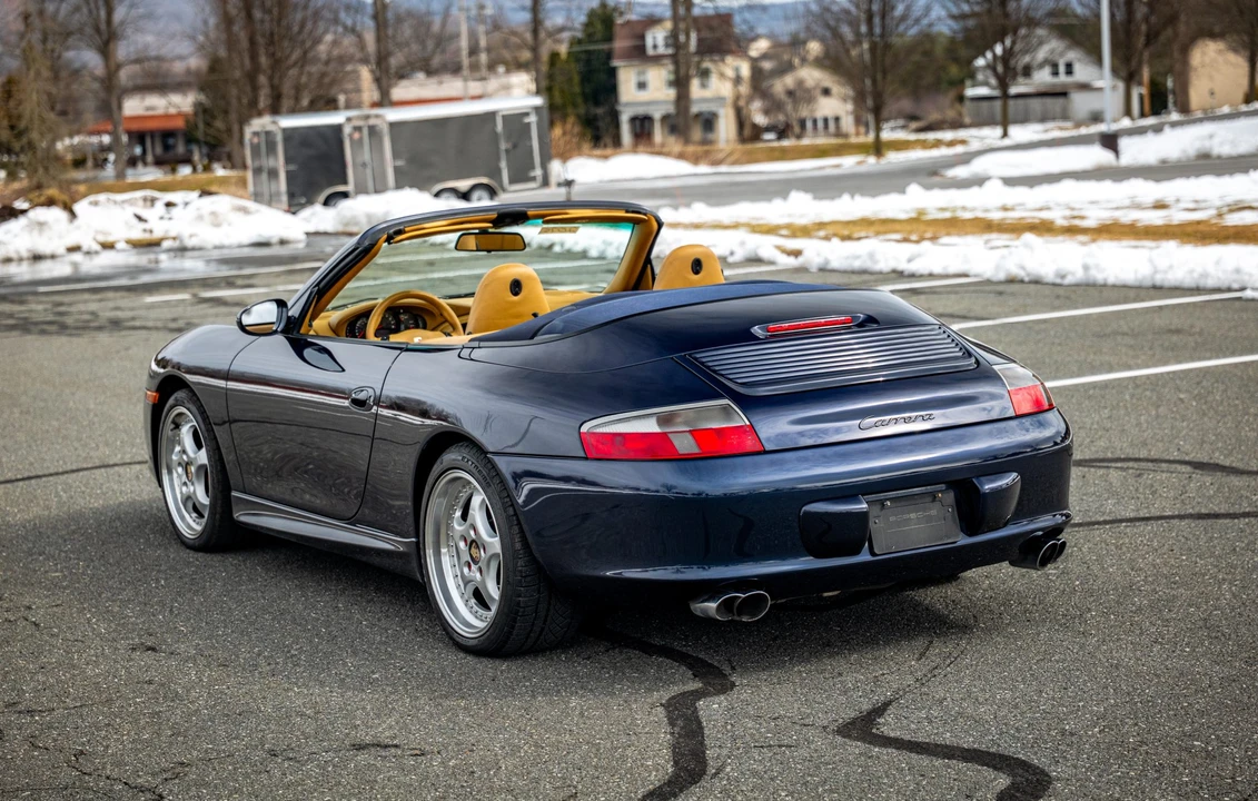 2003 Porsche 996 Carrera - Image 12 of 31