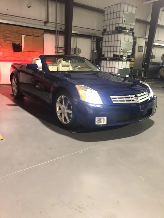 2004 Cadillac XLR - Image 12 of 31