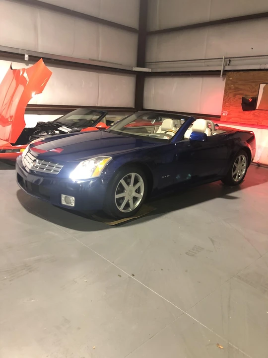 2004 Cadillac XLR - Image 6 of 31