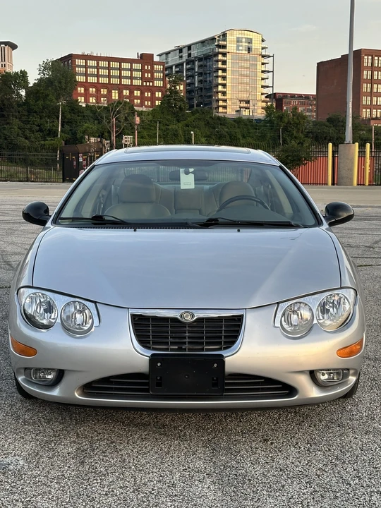 2004 Chrysler 300 - Image 29 of 31