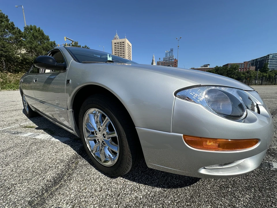 2004 Chrysler 300 - Image 28 of 31