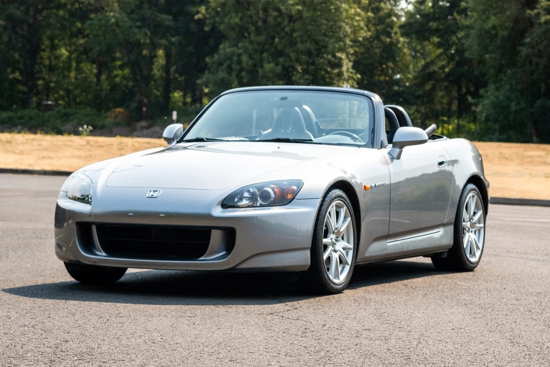 2004 Honda AP2 S2000 - Image 2 of 31