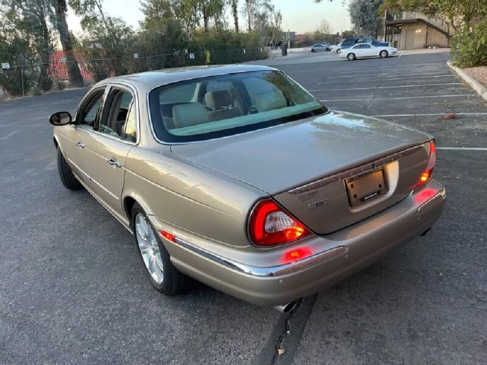 2004 Jaguar X350/X356/X358 XJ - Image 10 of 31