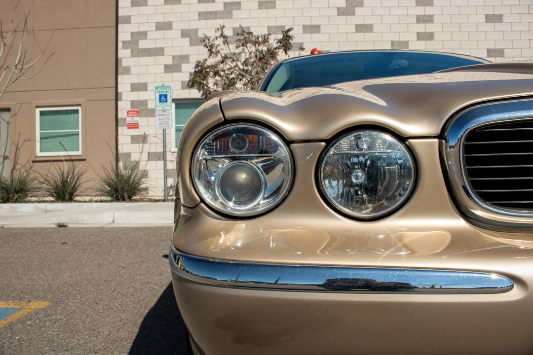 2004 Jaguar X350/X356/X358 XJ - Image 14 of 31