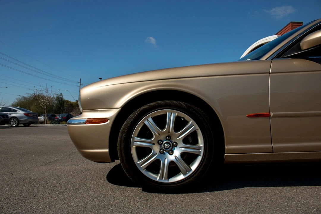 2004 Jaguar X350/X356/X358 XJ - Image 22 of 31