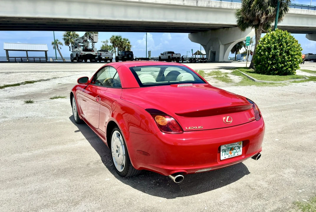 2004 Lexus SC430 - Image 19 of 31