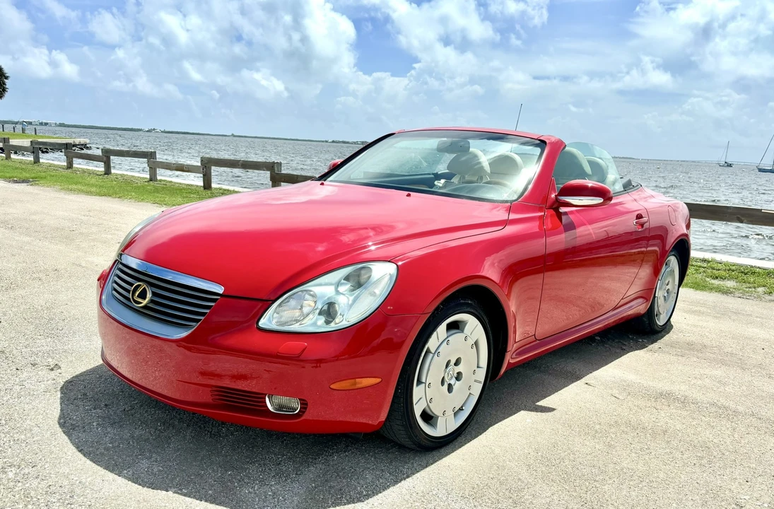 2004 Lexus SC430 - Image 2 of 31