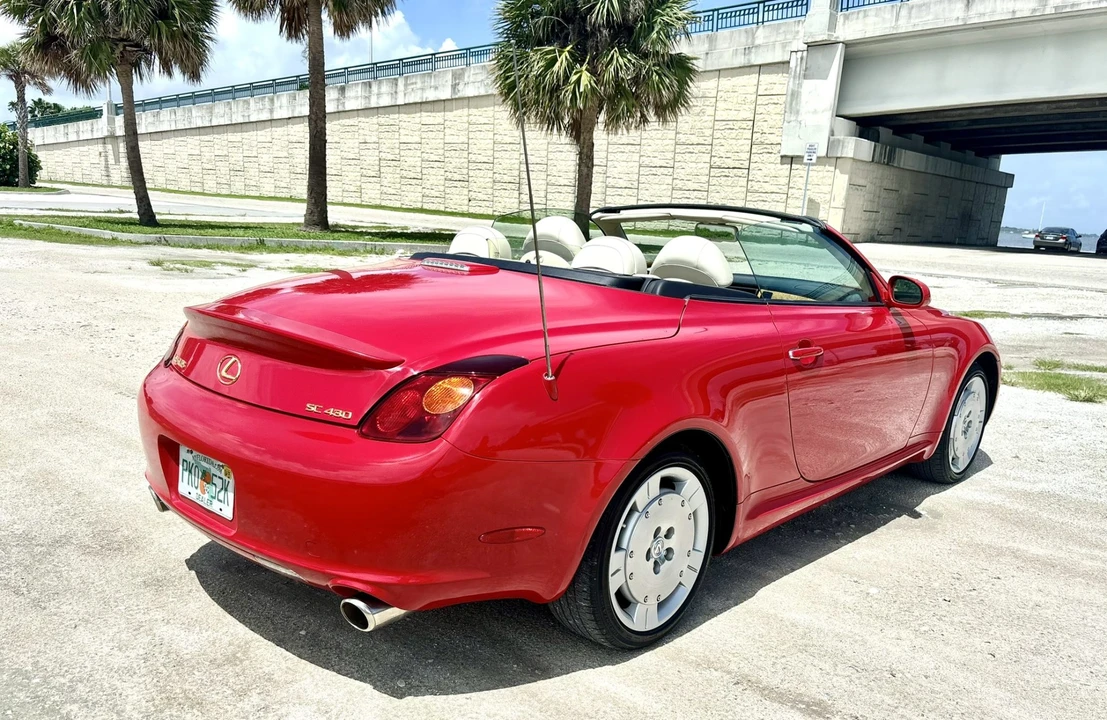 2004 Lexus SC430 - Image 5 of 31