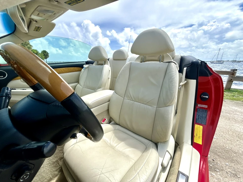 2004 Lexus SC430 - Image 24 of 31