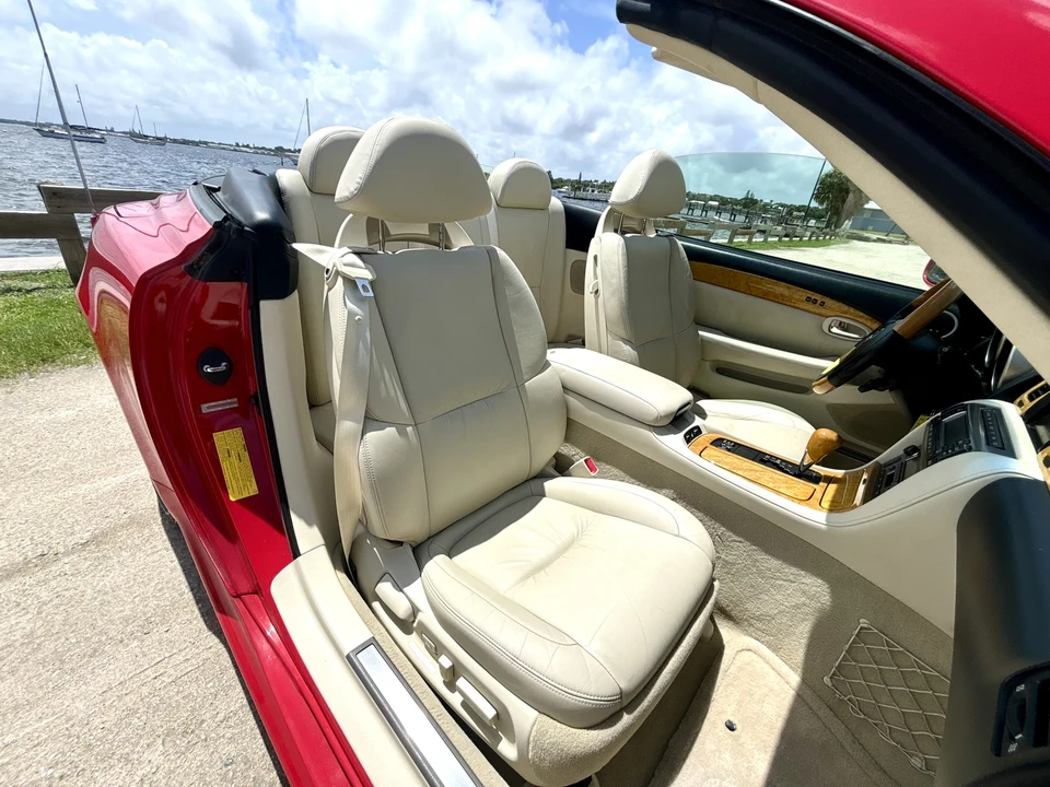2004 Lexus SC430 - Image 26 of 31