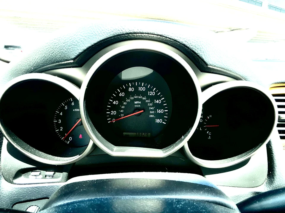 2004 Lexus SC430 - Image 31 of 31