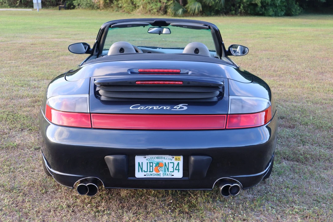 2004 Porsche 996 Carrera 4S - Image 27 of 31