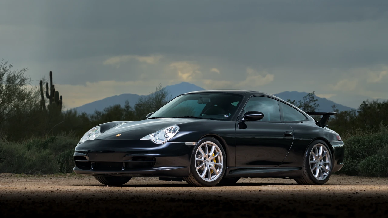 2004 Porsche 996 GT3 - Image 2 of 31