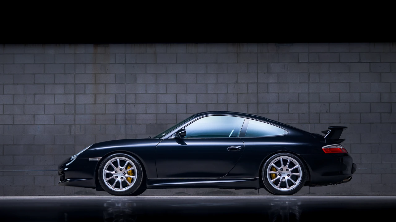 2004 Porsche 996 GT3 - Image 18 of 31