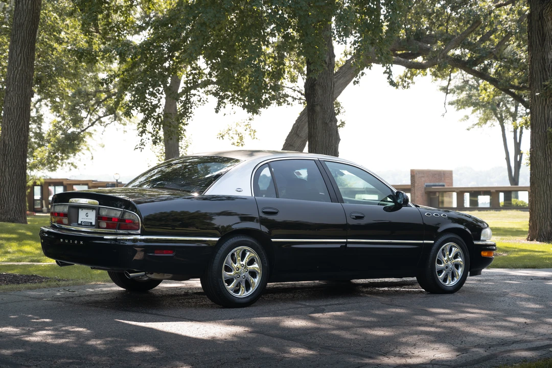 2005 Buick Park Avenue - Image 14 of 31