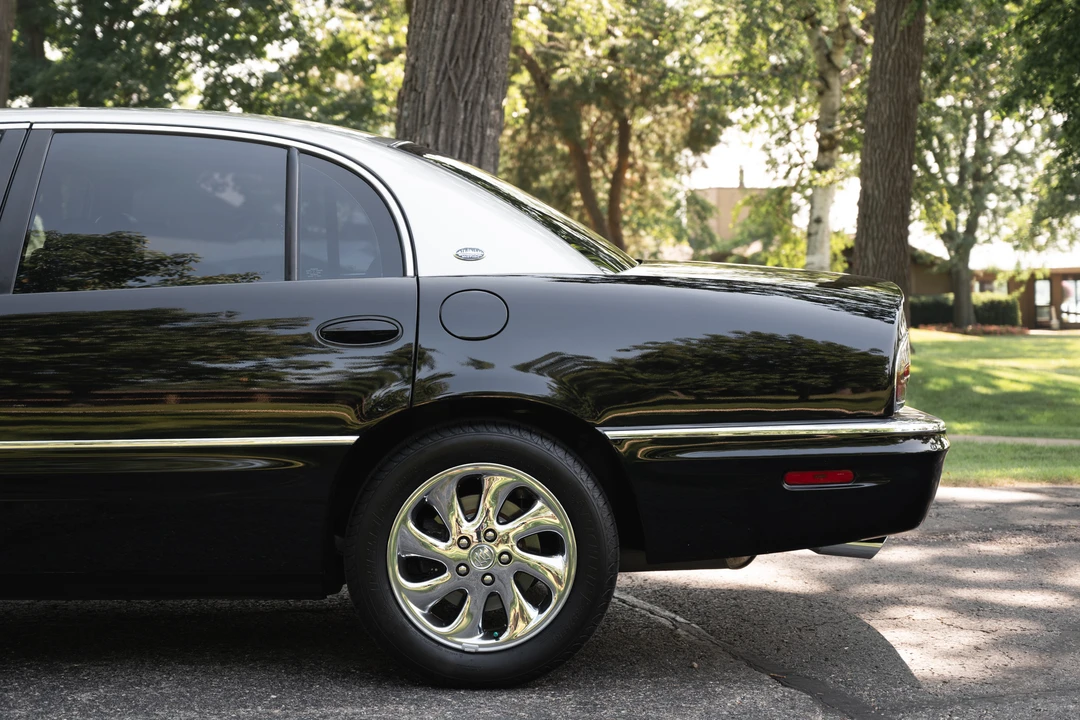 2005 Buick Park Avenue - Image 29 of 31