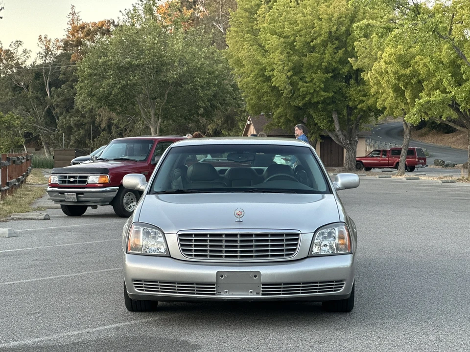 2005 Cadillac DeVille 8th Gen - Image 9 of 31