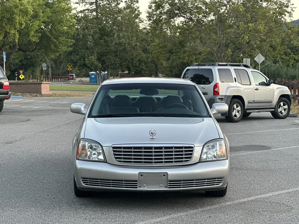 2005 Cadillac DeVille 8th Gen - Image 10 of 31