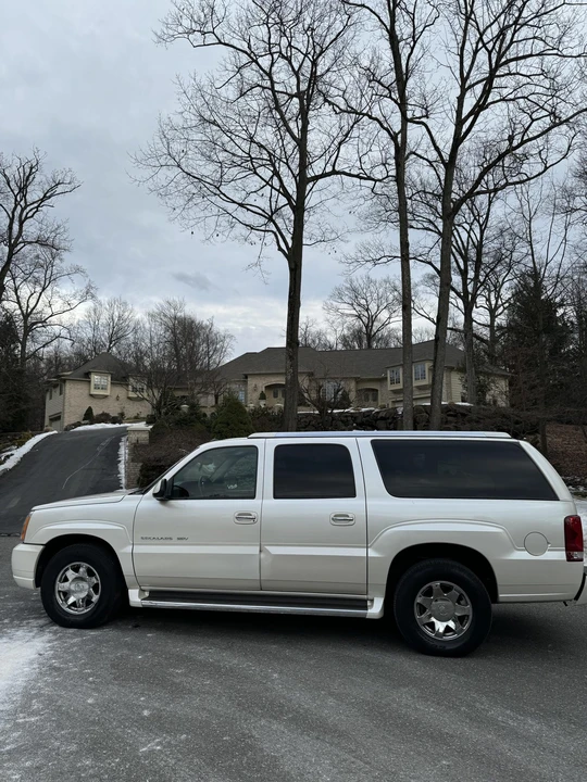 2005 Cadillac Escalade & EXT 2nd Gen - Image 4 of 31