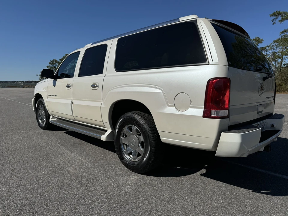 2005 Cadillac Escalade & EXT 2nd Gen - Image 5 of 31