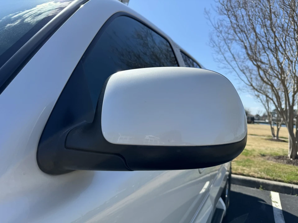 2005 Cadillac Escalade & EXT 2nd Gen - Image 27 of 31