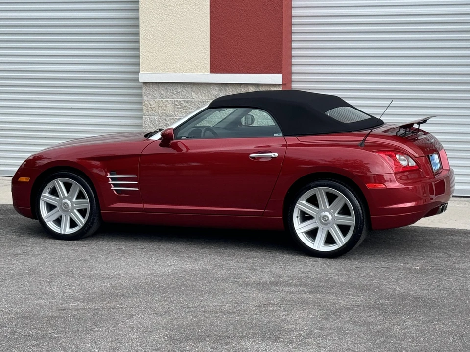 2005 Chrysler Crossfire - Image 19 of 31