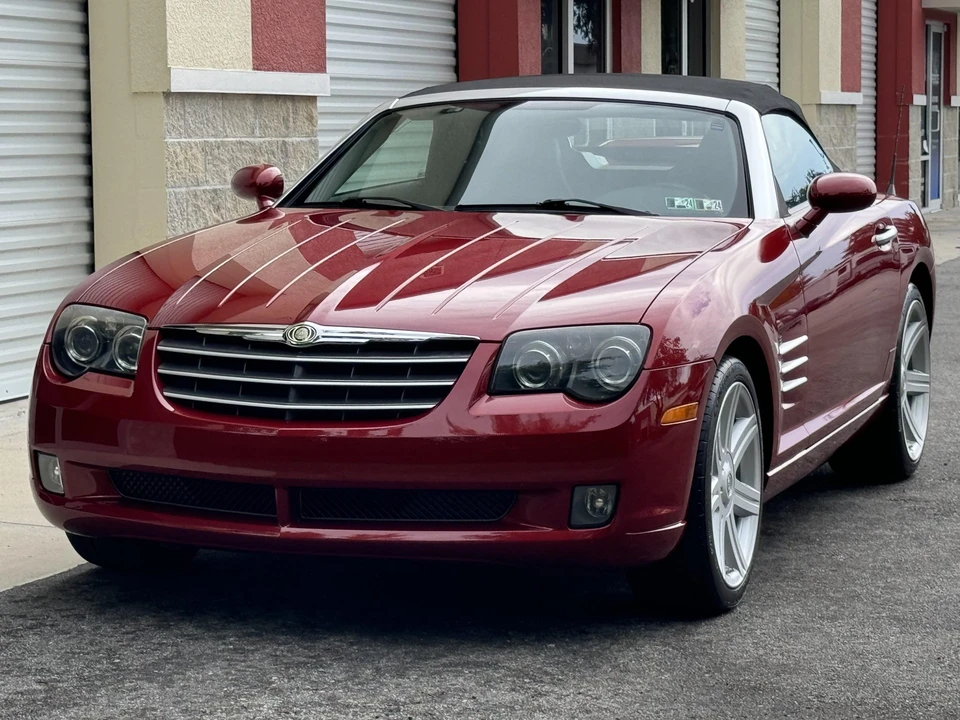 2005 Chrysler Crossfire - Image 3 of 31