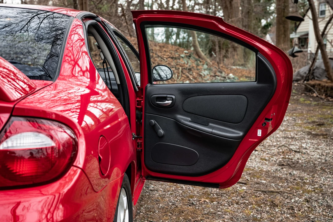 2005 Dodge Neon SRT-4 - Image 21 of 31