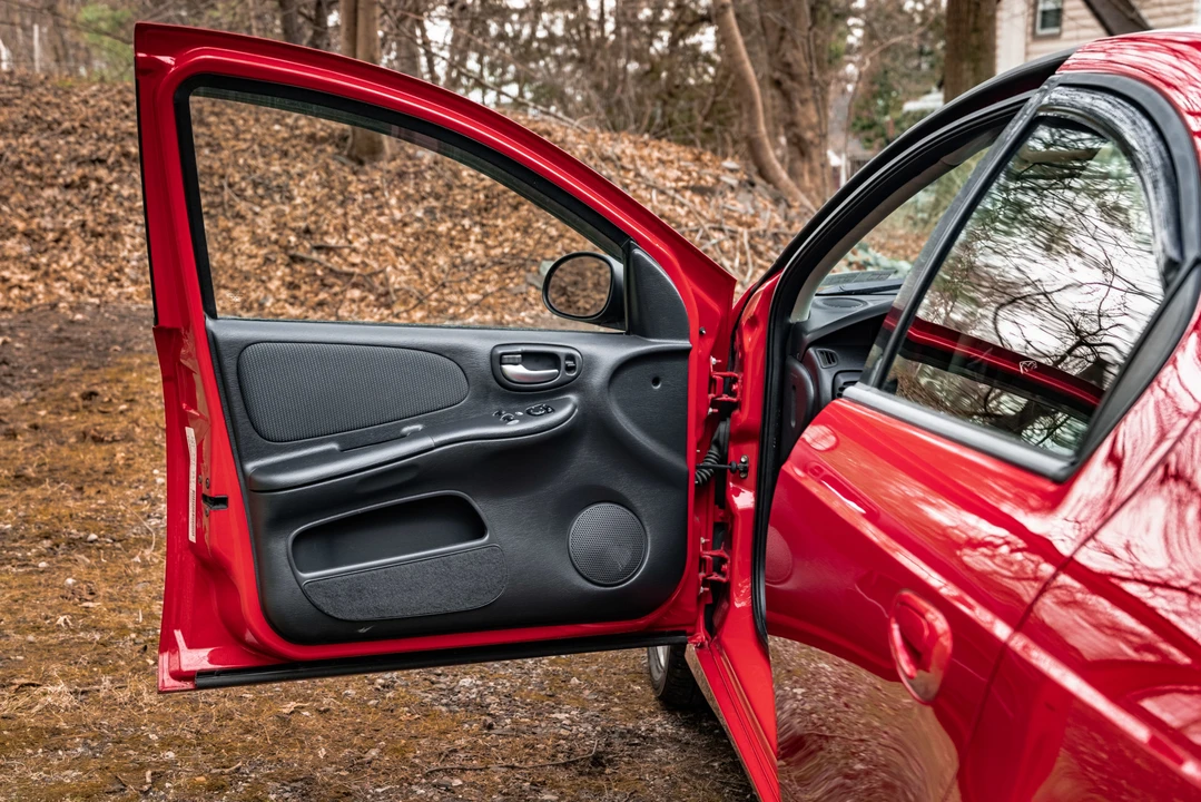 2005 Dodge Neon SRT-4 - Image 18 of 31