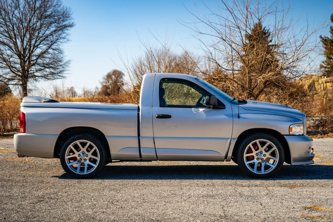 2005 Dodge Ram SRT-10 3rd Gen - Image 16 of 31