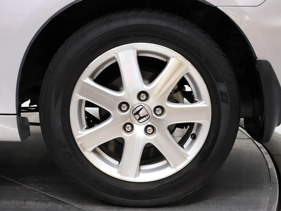 2005 Honda Accord 7th Gen - Image 21 of 31